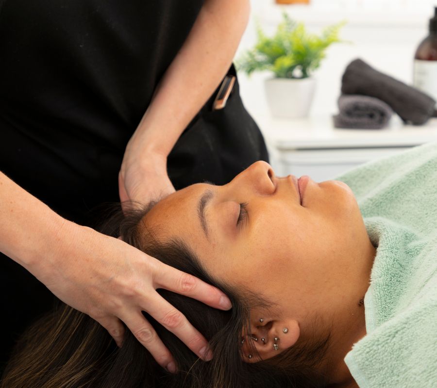 Gallery - Head Massage - Radiant Skincare and Beauty